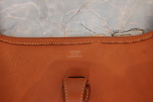 Load image into Gallery viewer, HERMES EVELYNE 2PM Graine Couchevel leather Cognac □H Engraving Shoulder bag 800090191