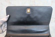 将图片加载到图库查看器,CHANEL/香奈儿 CF 梯形 手提包 荔枝皮 Black/Gold hadware(黑色/金色金属) 手提包 800030127