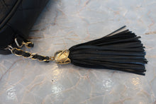 画像をギャラリービューアに読み込む, CHANEL/シャネル マトラッセフリンジチェーンショルダーバッグ キャビアスキン ブラック/ゴールド金具 ショルダーバッグ 800020096