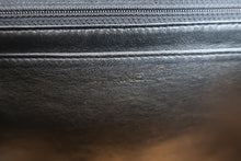 将图片加载到图库查看器,CHANEL/香奈儿 CF 梯形 手提包 荔枝皮 Black/Gold hadware(黑色/金色金属) 手提包 800030127