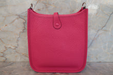 Load image into Gallery viewer, HERMES  EVELYNE TPM Clemence leather Rose shocking Z Engraving Shoulder bag 700100140