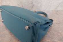 Load image into Gallery viewer, HERMES KELLY 25 Swift leather Blue jean □L Engraving Shoulder bag 600090205