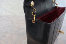 画像をギャラリービューアに読み込む, CHANEL/シャネル マドモアゼルチェーンショルダーバッグ ラムスキン ブラック/ゴールド金具 ショルダーバッグ 800020107