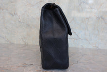 画像をギャラリービューアに読み込む, CHANEL/シャネル 中マトラッセシングルフラップチェーンショルダーバッグ キャビアスキン ネイビー/ゴールド金具 ショルダーバッグ 800020157