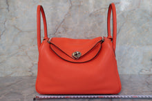 画像をギャラリービューアに読み込む, HERMES/エルメス リンディ26 トリヨンクレマンス オレンジポピー X刻印 ショルダーバッグ 700100134