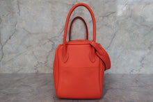画像をギャラリービューアに読み込む, HERMES/エルメス リンディ26 トリヨンクレマンス オレンジポピー X刻印 ショルダーバッグ 700100134
