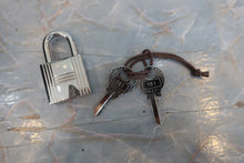 Load image into Gallery viewer, HERMES PICOTIN LOCK MM Clemence leather Black D Engraving Hand bag 800060038