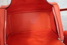 画像をギャラリービューアに読み込む, HERMES/エルメス リンディ26 トリヨンクレマンス オレンジポピー X刻印 ショルダーバッグ 700100134