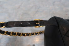 画像をギャラリービューアに読み込む, CHANEL/シャネル マトラッセチェーンリュック ラムスキン ブラック/ゴールド金具 リュック 800020151