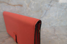 Load image into Gallery viewer, HERMES  Bearn Soufflet Epsom leather Crevette □Q Engraving Wallet 700040052