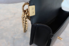 画像をギャラリービューアに読み込む, CHANEL/シャネル ボーイシャネルチェーンショルダーバッグ ラムスキン ブラック/ゴールド金具 ショルダーバッグ 800080036