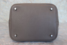 Load image into Gallery viewer, HERMES PICOTIN LOCK MM Clemence leather Etain □O Engraving Hand bag 800020072