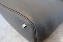 Load image into Gallery viewer, HERMES PICOTIN LOCK MM Clemence leather Etain □O Engraving Hand bag 800020072