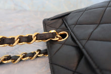Load image into Gallery viewer, CHANEL Matelasse Chain tote bag Lambskin Black/Gold hardware Tote bag 800090206