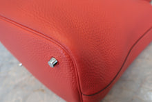 画像をギャラリービューアに読み込む, HERMES/エルメス ピコタンロックMM トリヨンクレマンス ルージュピヴォワンヌ □R刻印 ハンドバッグ 800030188
