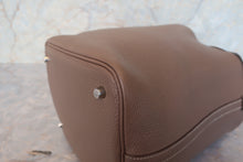 画像をギャラリービューアに読み込む, HERMES/エルメス ピコタンロックMM トリヨンクレマンス エトゥープ □L刻印 ハンドバッグ 700110176