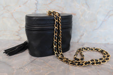 将图片加载到图库查看器,CHANEL/香奈儿 CF 流苏 链条包 羊皮 Black/Gold hadware(黑色/金色金属) 肩背包 700120010