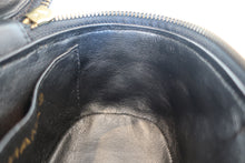 将图片加载到图库查看器,CHANEL/香奈儿 CF 流苏 链条包 羊皮 Black/Gold hadware(黑色/金色金属) 肩背包 700120010