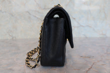 Load image into Gallery viewer, CHANEL Matelasse Double Flap Double Chain shoulder bag Caviar skin Black/Gold hardware Shoulder bag 800090100