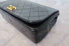 将图片加载到图库查看器,CHANEL/香奈儿 CF 链条包 羊皮 Black/Gold hadware(黑色/金色金属) 肩背包 700120015