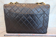 将图片加载到图库查看器,CHANEL/中号CF 单盖包 链条包 羊皮 Black/Gold hadware(黑色/金色金属) 肩背包 700120011