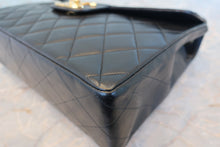 将图片加载到图库查看器,CHANEL/中号CF 单盖包 链条包 羊皮 Black/Gold hadware(黑色/金色金属) 肩背包 700120011