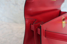 画像をギャラリービューアに読み込む, HERMES/エルメス ケリー28 ボックスカーフ ヴァーミリオン 〇S刻印 ショルダーバッグ 800030183