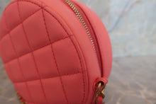 將圖片載入圖庫檢視器 CHANEL/シャネル マトラッセラウンドチェーンショルダーバッグ ラムスキン ピンク/ゴールド金具 ショルダーバッグ 700070053
