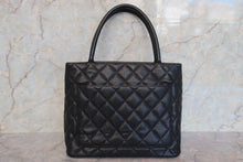Load image into Gallery viewer, CHANEL Medallion Tote Caviar skin Black/Gold hadware Tote bag 700120006