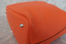 画像をギャラリービューアに読み込む, HERMES/エルメス ピコタンロックMM トリヨンクレマンス フー □R刻印 ハンドバッグ 700090084