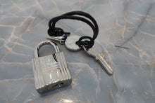 Load image into Gallery viewer, HERMES PICOTIN LOCK MM Clemence leather Blue jean □O Engraving Hand bag 700120043