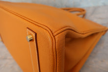 将图片加载到图库查看器,HERMES BIRKIN 40 Clemence leather Natural sable □D刻印 Hand bag 800050054
