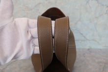 画像をギャラリービューアに読み込む, HERMES/エルメス ピコタンロックMM トリヨンクレマンス エトゥープ U刻印 ハンドバッグ 800090136