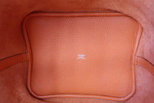 画像をギャラリービューアに読み込む, HERMES/エルメス ピコタンロックMM トリヨンクレマンス フー □R刻印 ハンドバッグ 700090084