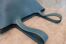 Load image into Gallery viewer, HERMES PICOTIN LOCK MM Clemence leather Blue jean □O Engraving Hand bag 700120043