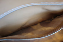 将图片加载到图库查看器,HERMES BIRKIN 40 Clemence leather Natural sable □D刻印 Hand bag 800050054