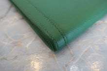 画像をギャラリービューアに読み込む, HERMES/エルメス ジジェPM クシュベル グリーン 〇X刻印 クラッチバッグ 700030212