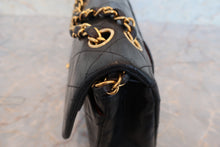 Load image into Gallery viewer, CHANEL Matelasse double flap double chain shoulder bag Lambskin Black/Gold hadware Shoulder bag 700100160