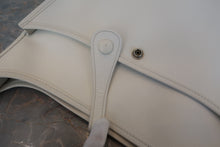 Load image into Gallery viewer, HERMES EVELYNE 2PM Epsom leather White □J Engraving Shoulder bag 800080108