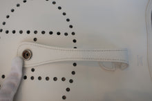 Load image into Gallery viewer, HERMES EVELYNE 2PM Epsom leather White □J Engraving Shoulder bag 800080108