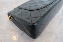 Load image into Gallery viewer, CHANEL Matelasse double flap double chain shoulder bag Lambskin Black/Gold hadware Shoulder bag 700100160