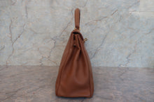 画像をギャラリービューアに読み込む, HERMES/エルメス ケリー32 クシュベル ゴールド □A刻印 ショルダーバッグ 700120188