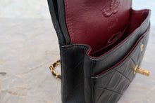 Load image into Gallery viewer, CHANEL Matelasse double flap double chain shoulder bag Lambskin Black/Gold hadware Shoulder bag 700100160