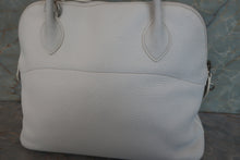 Load image into Gallery viewer, HERMES/BOLIDE 31 Clemence leather White □L Engraving Shoulder bag 700090094