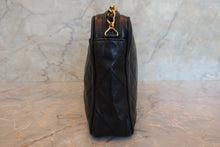 将图片加载到图库查看器,CHANEL/香奈儿 经典双C 流苏 链条包 羊皮 Black/Gold hadware(黑色/金色金属) 肩背包 700100156