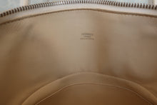 Load image into Gallery viewer, HERMES/BOLIDE 31 Clemence leather White □L Engraving Shoulder bag 700090094