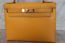 將圖片載入圖庫檢視器 HERMES/エルメス ケリー28 クシュベル ジョーヌ 〇Z刻印 ショルダーバッグ 700080126