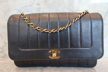 Load image into Gallery viewer, CHANEL Mademoiselle chain shoulder bag Lambskin Navy/Gold hadware Shoulder bag 700100131