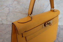 將圖片載入圖庫檢視器 HERMES/エルメス ケリー28 クシュベル ジョーヌ 〇Z刻印 ショルダーバッグ 700080126