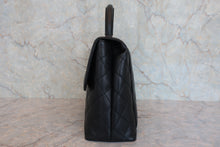 画像をギャラリービューアに読み込む, CHANEL/シャネル マトラッセ台形ハンドバッグ キャビアスキン ブラック/シルバー金具 ハンドバッグ 800030133